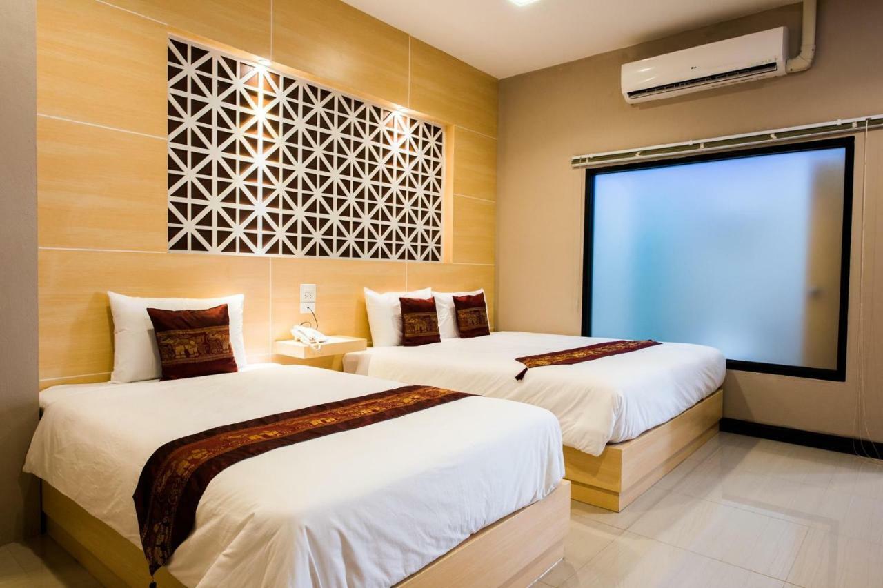 Thatluangview Hotel В'єнтьян Екстер'єр фото